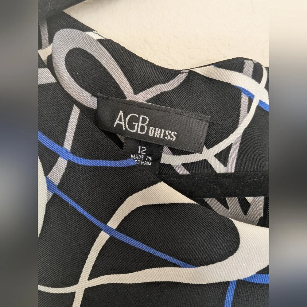 NWT AGB Black and Blue Abstract Sheath Dress Size 12 - Picture 3 of 4